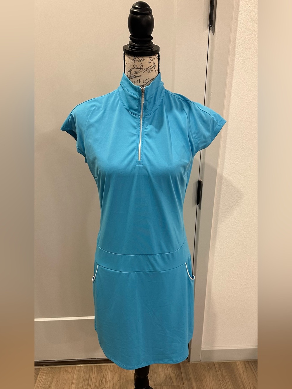 Adidas Turquoise Blue women’s  Cap-Sleeve Mini Dress. Size 8. Good condition.
